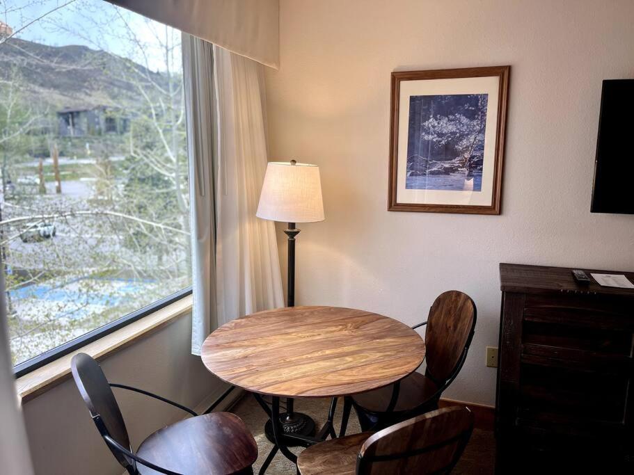 Mt Cb Mountain Side With King Bed, Hot Tub, Pool & Kitchen! Crested Butte Exterior photo
